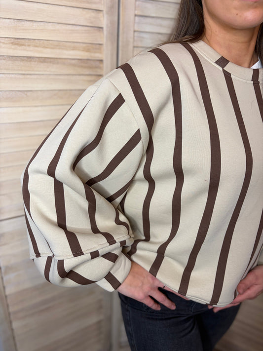 š¤Beige Sweater met Brown Stripes