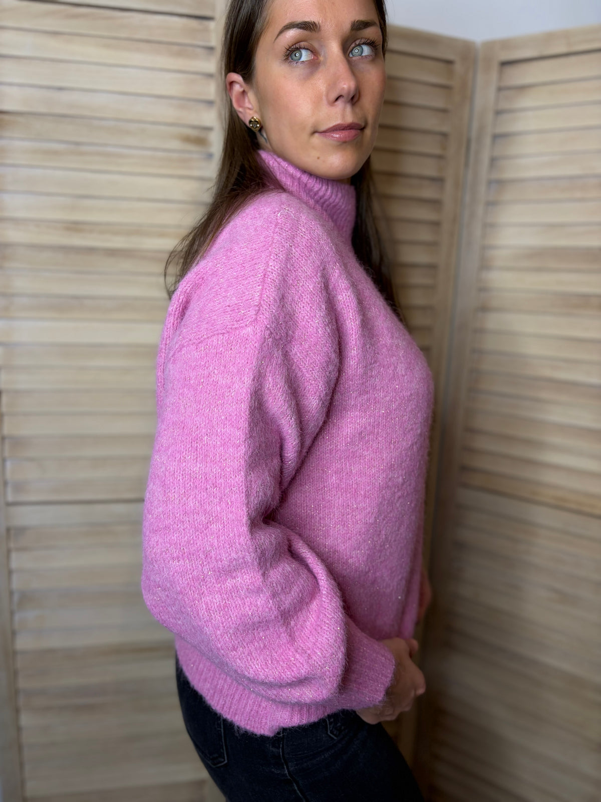 🤍Pink Sweater With Silver Sparkles