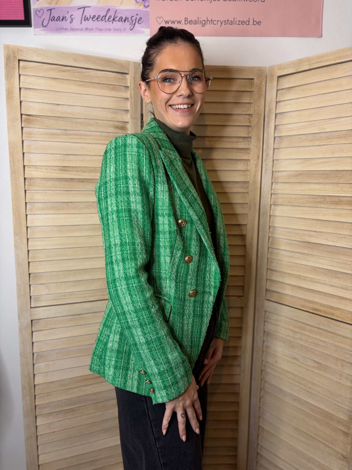🤍 Classy Green Blazer