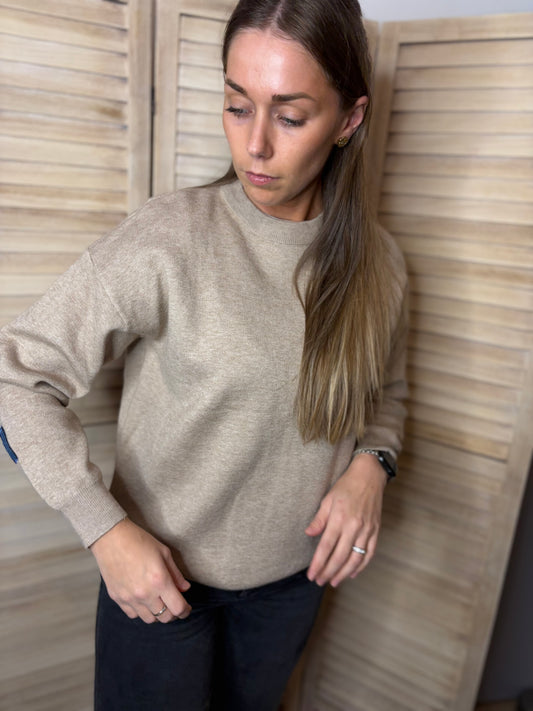 🤍Beige New York Trui