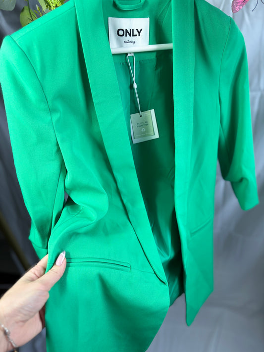 🤍Beautiful Green Blazer - Only